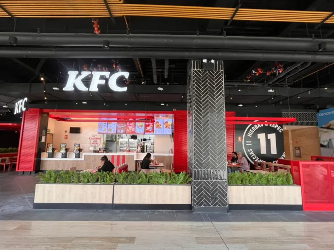 KFC Cenco La Molina
